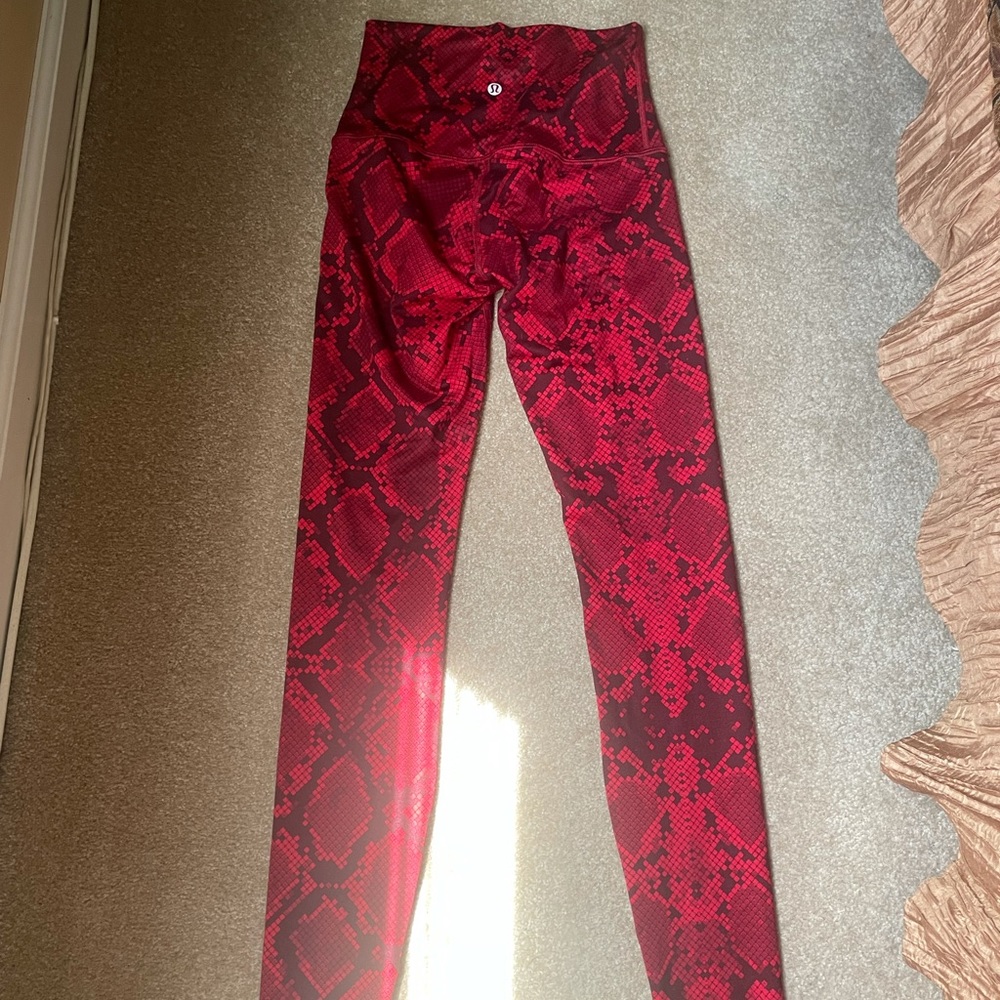 Lululemon snakeskin leggings